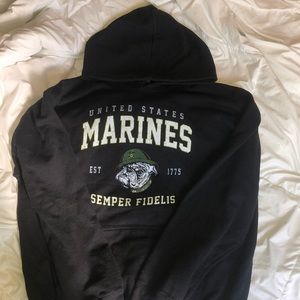 L unisex Marine Corps hoodie